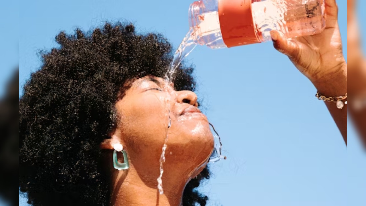 2. Stay Hydrated Always- Water helps flush out toxins and keeps your skin and energy fresh. 