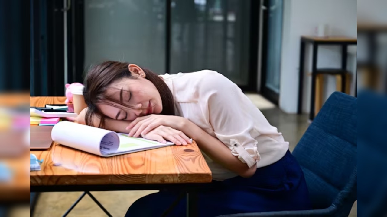 2. Your kidneys can handle only limited water per hour. Excess water may cause imbalance and strain them. 