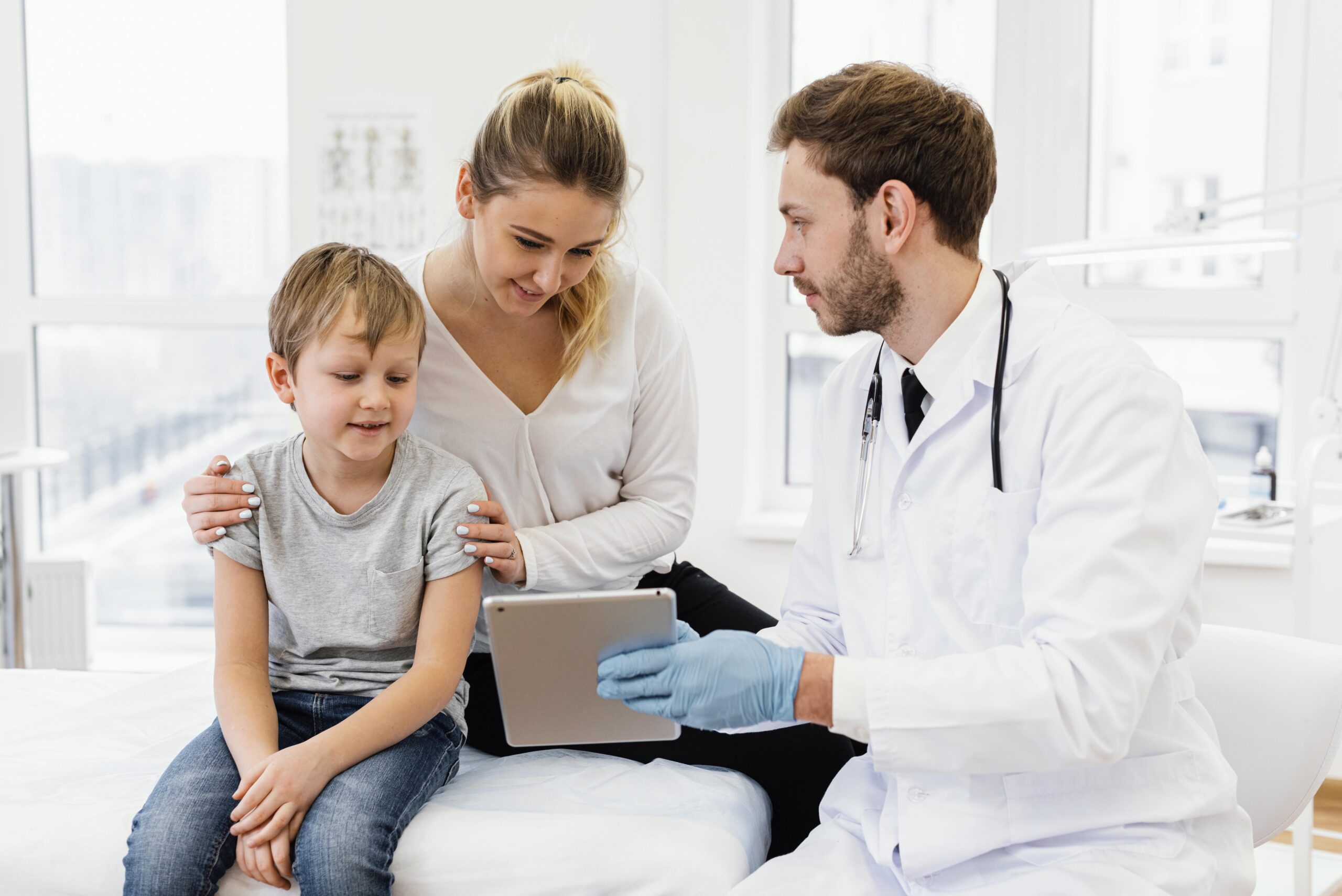 If left untreated, intestinal worms can absorb essential nutrients from a child’s body, leading to weakness and frequent illness. Along with proper hygiene and medical advice, the following traditional home remedies are commonly used to support gut health: 