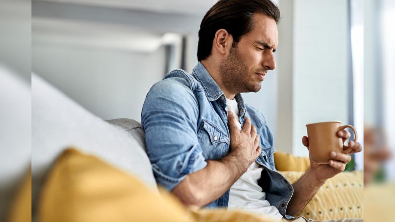 Heart – Sudden visual impairment or fear caused by eye damage can trigger stress and anxiety, leading to: Increased heart rate, Elevated blood pressure, This can be risky for people with heart conditions. 