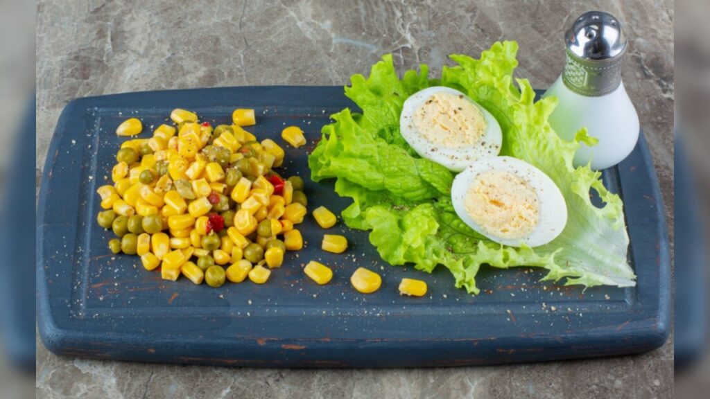 Sweet Corn Chaat vs Boiled Chana! Which Is Better for Weight Loss?